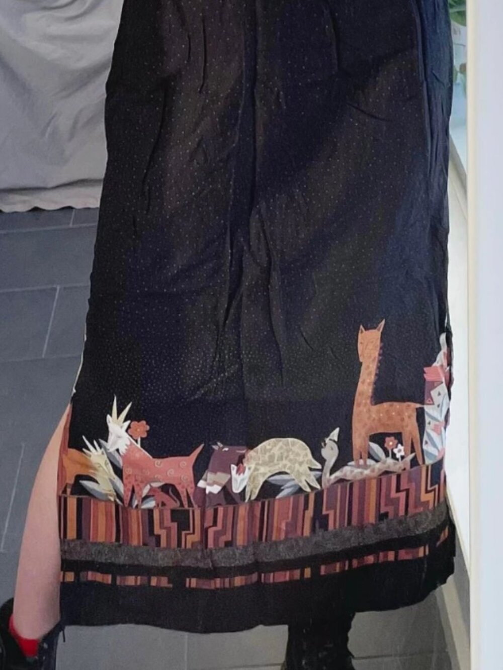 1990s Novelty Print Maxi Skirt: Vintage Animal Border - Size 28-30